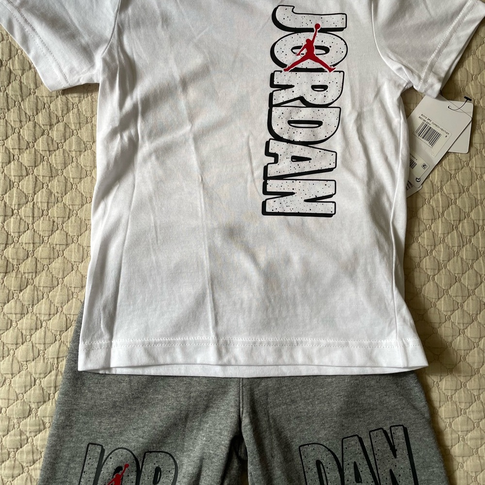 Jordan and Puma T-Shirts and Shorts Set - Picture 2 of 4